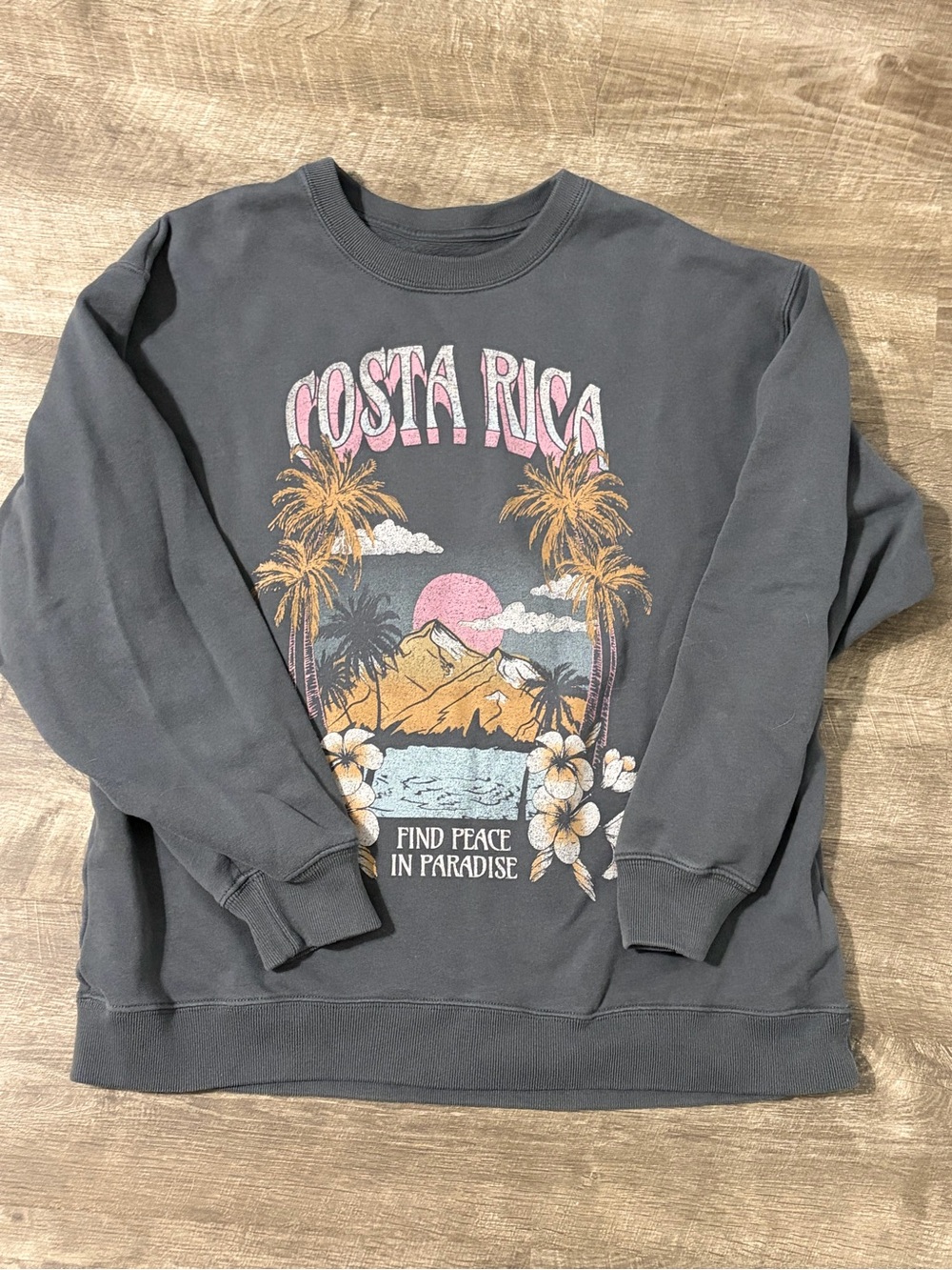 Hollister sweatshirt size Small